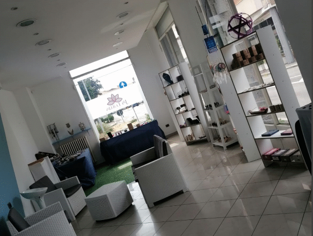  La bottega della luce di Serena e quando la città non è pronta