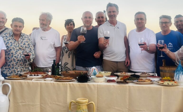  Beppe Convertini guida i telespettatori tra i tesori della nostra terra
